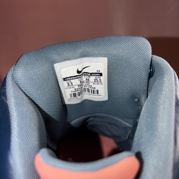 2013 Authentic Nike Air Max 1 Mid Sneakerboot – Women’s 8.5 (599410-400) - Picture 5 of 6